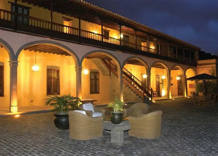 Rural Hacienda Del Buen Suceso 호텔 아루카스